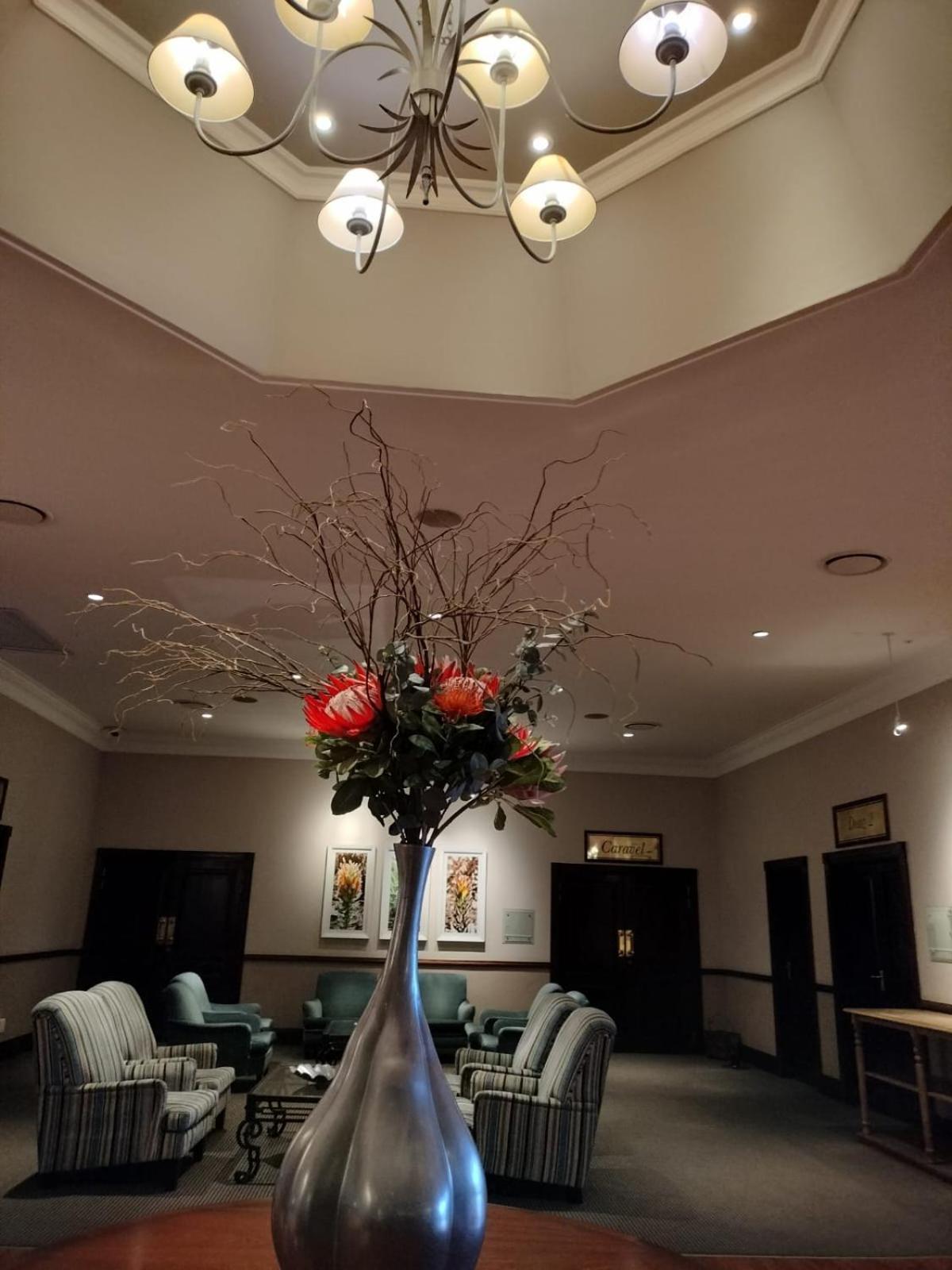 Garden Route Hotel موسيلباي المظهر الخارجي الصورة